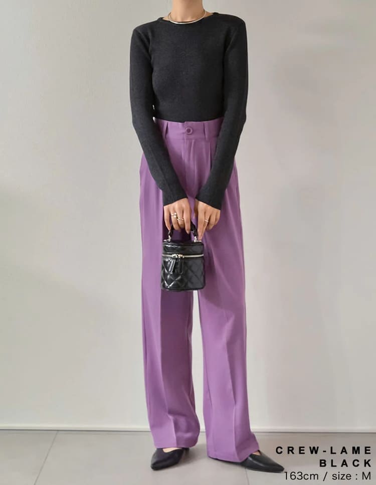 Re:EDITの30代オフィスカジュアルな紫パンツコーデ