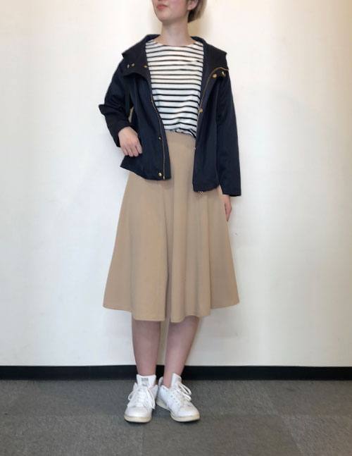 ボーダーTとマウンテンパーカーでカジュアルダウンするのも今っぽい♪