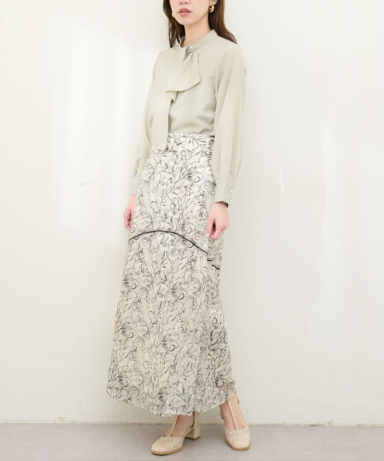 natural coutureの30代コンサバなスカートコーデ