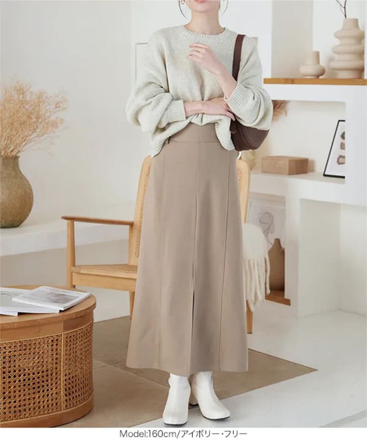 神戸レタスの30代低身長向けスカートコーデの画像
