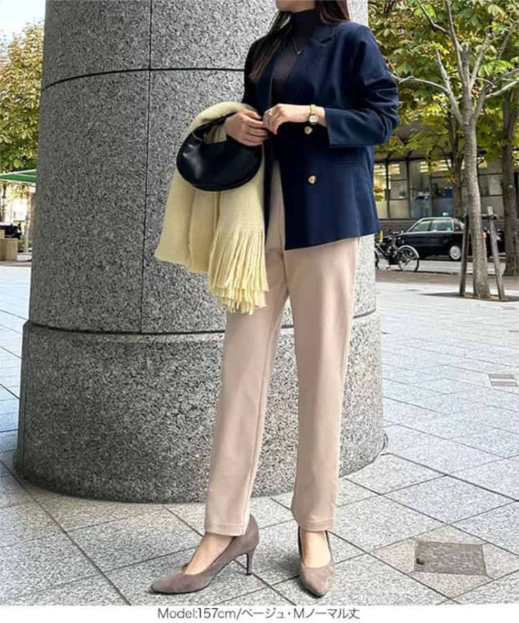 神戸レタスの50代低身長さんに似合うストレートパンツコーデの画像