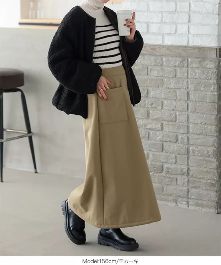 神戸レタスの60代低身長さんに似合うスカートコーデの画像