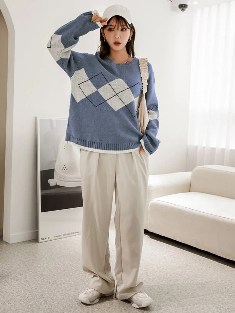 SHEIN(シーイン)の低身長に似合うカジュアルな韓国系ファッションコーデの画像