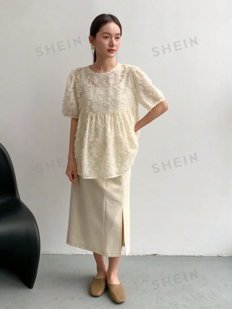 SHEINの韓国系なアイボリースカートコーデ