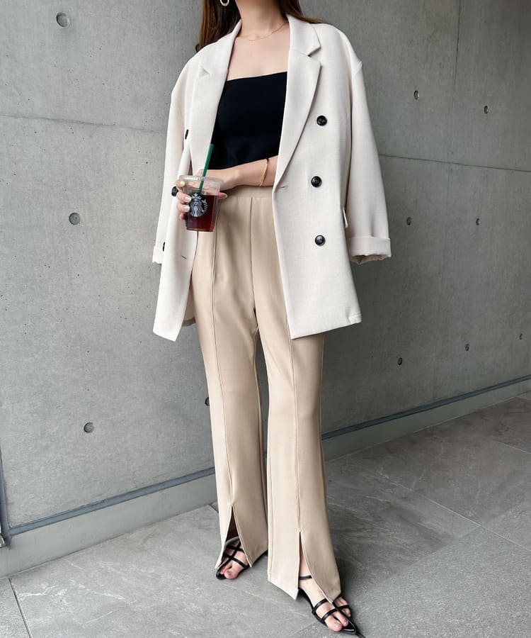 and Me...の30代女性に似合うパンツコーデ