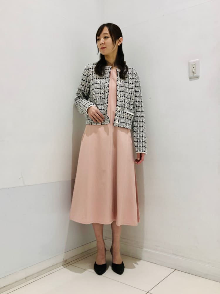UNIQLOの30代ママ向けワンピースコーデ