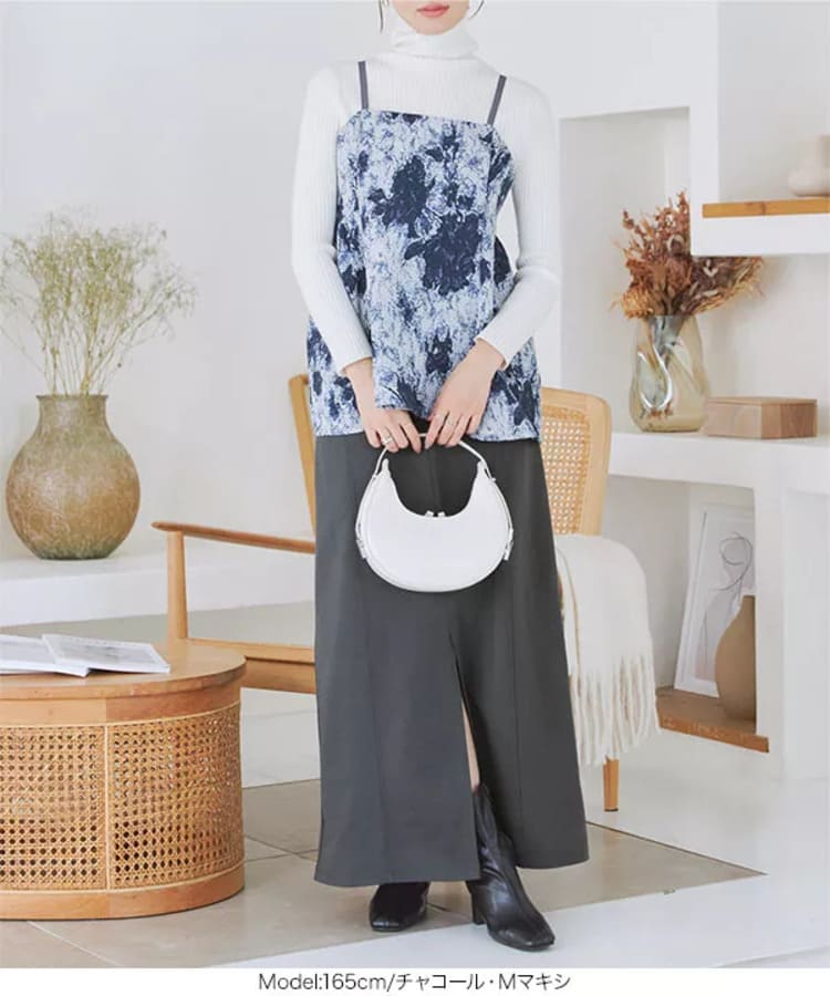神戸レタスの40代女性に似合うチャコールパンツコーデ