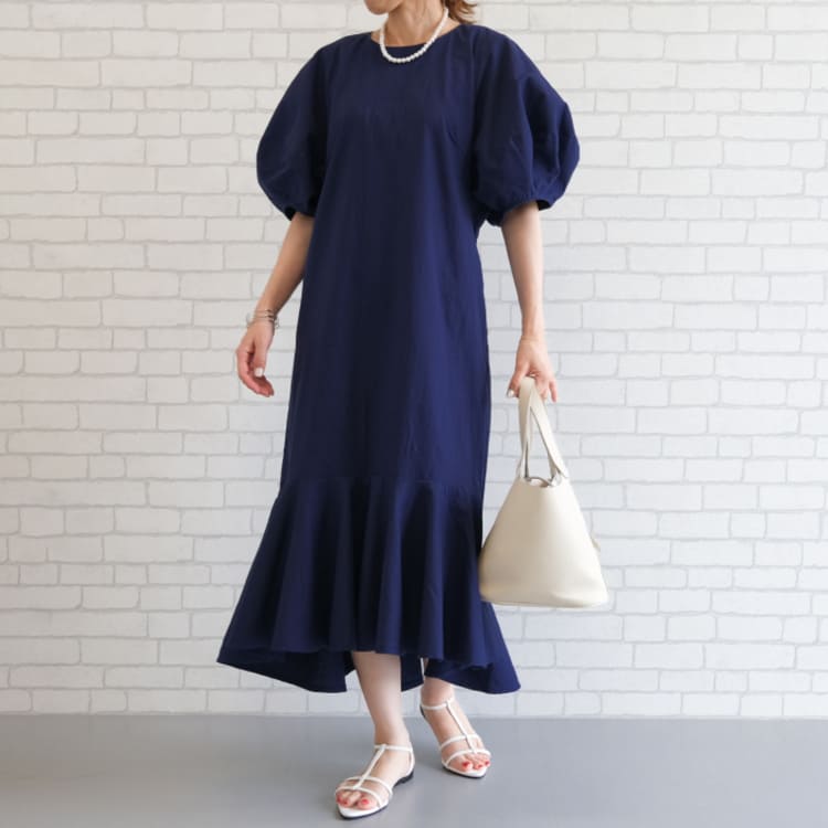 aquagarageの50代向けネイビーワンピース