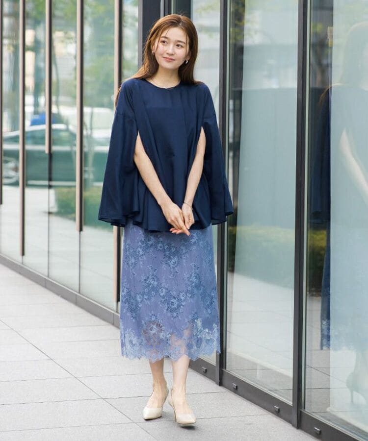 Ur'sの50代向けオフィスカジュアルなパンツコーデ