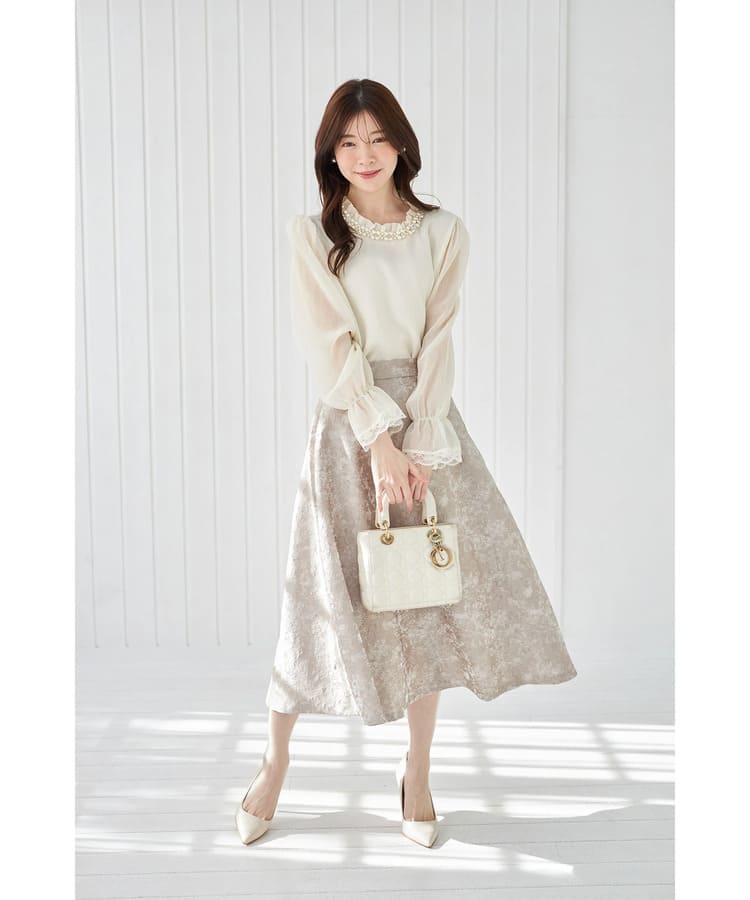 tocco closetのコンサバなスカートコーデ