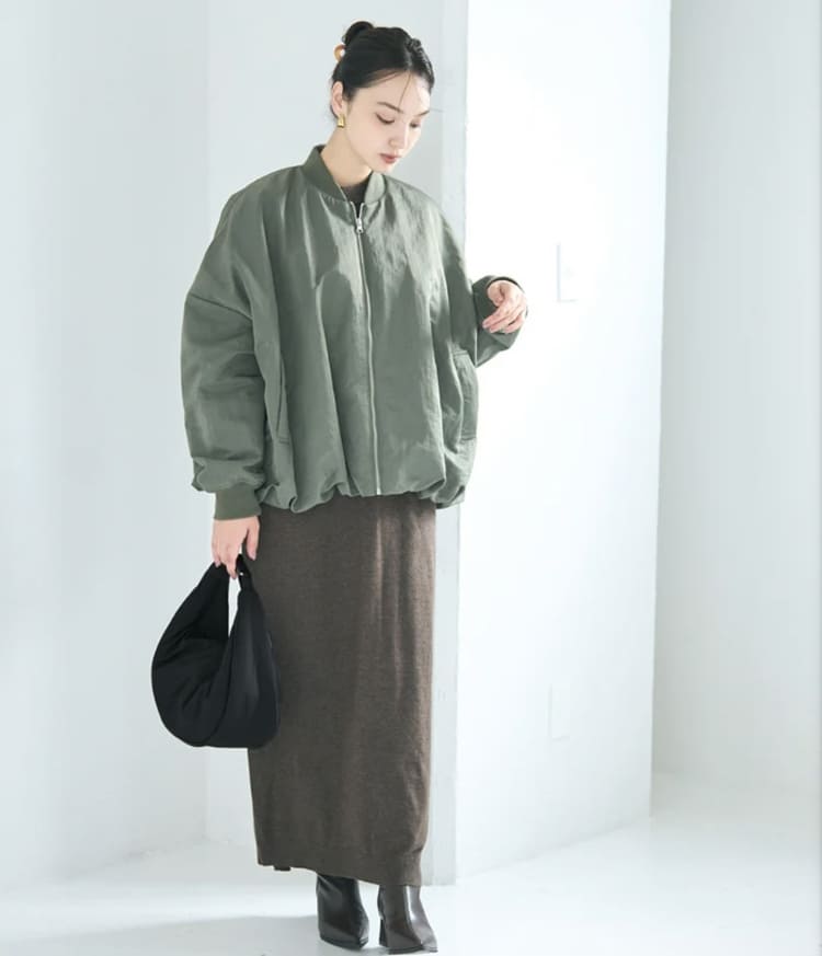 cocaの50代女性に似合うスカートコーデ