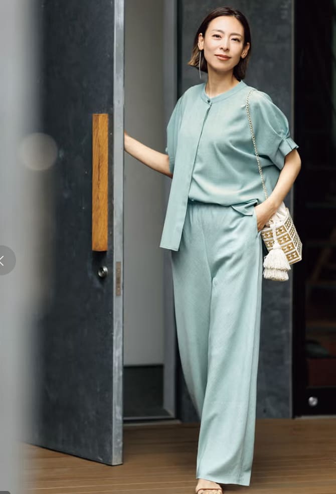 DoCLASSE(ドゥクラッセ)のセットアップコーデ