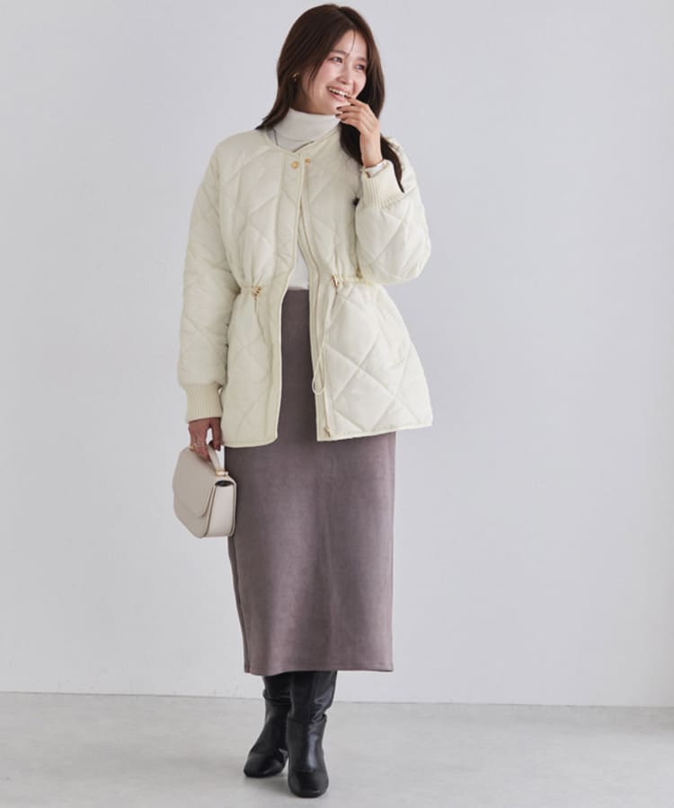 Pierrot(ピエロ)のママ・主婦向けな白コートコーデ