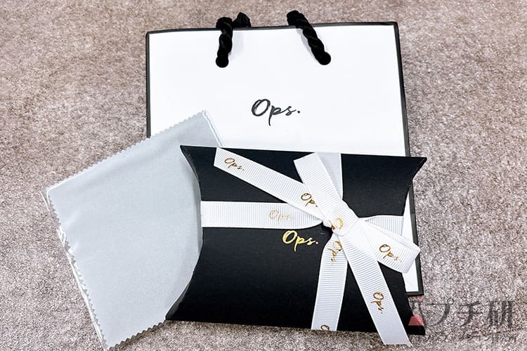 Ops.のギフトラッピング(オプション ¥300)