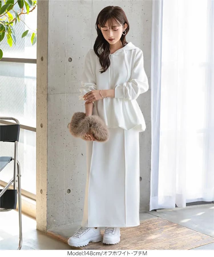 神戸レタスの低身長向けホワイトコーデ