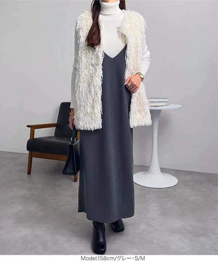 神戸レタスの30代ママ向けグレーワンピースコーデ