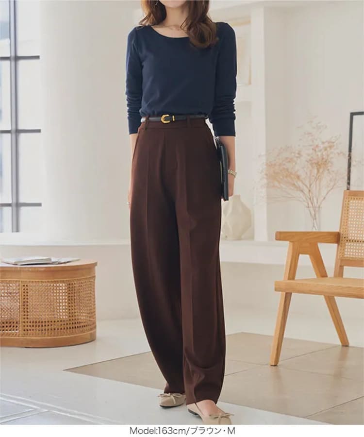 神戸レタスの30代ママ向けブラウンパンツコーデ