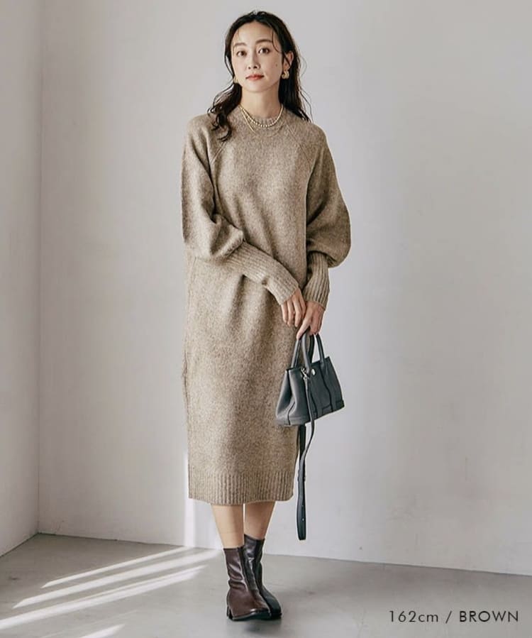 aquagarageの50代向けニットワンピース