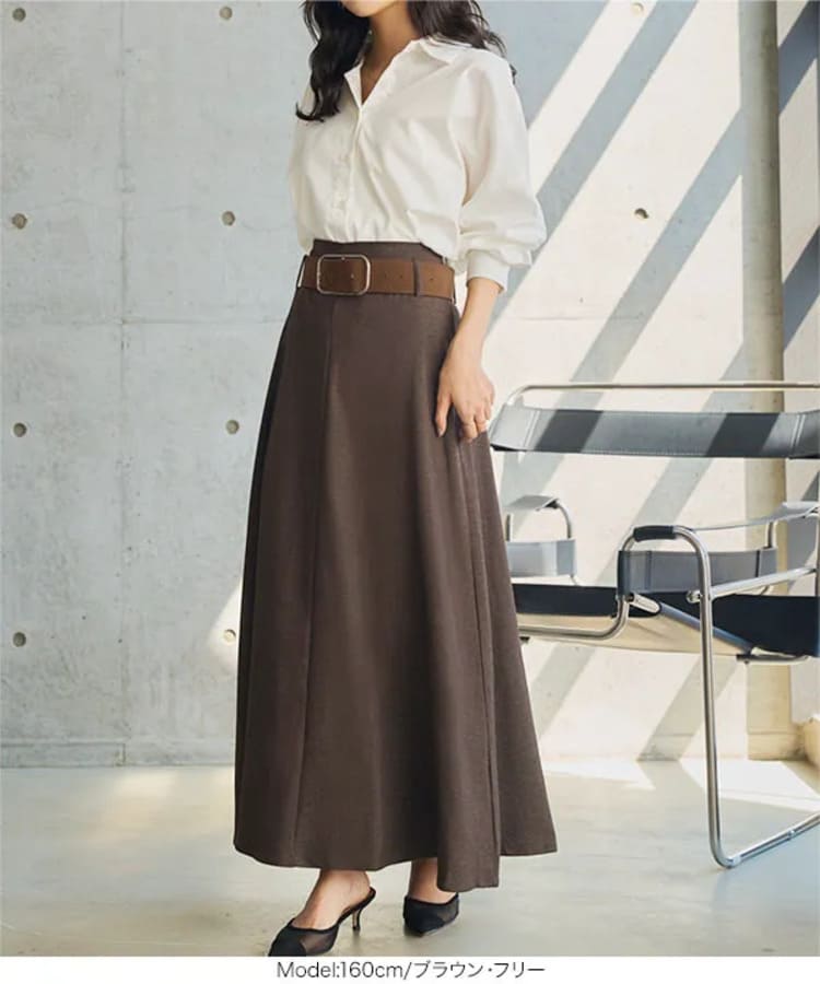 神戸レタスの50代向け大人可愛いブラウンスカートコーデ