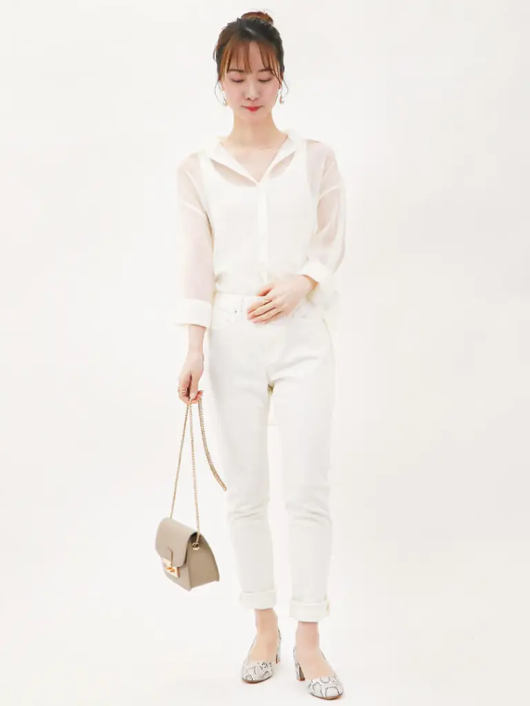 21最新 白パンツコーデで差をつける 代から40代まで年代別コーデ15選をご紹介 プチ研 プチプラファッション研究所